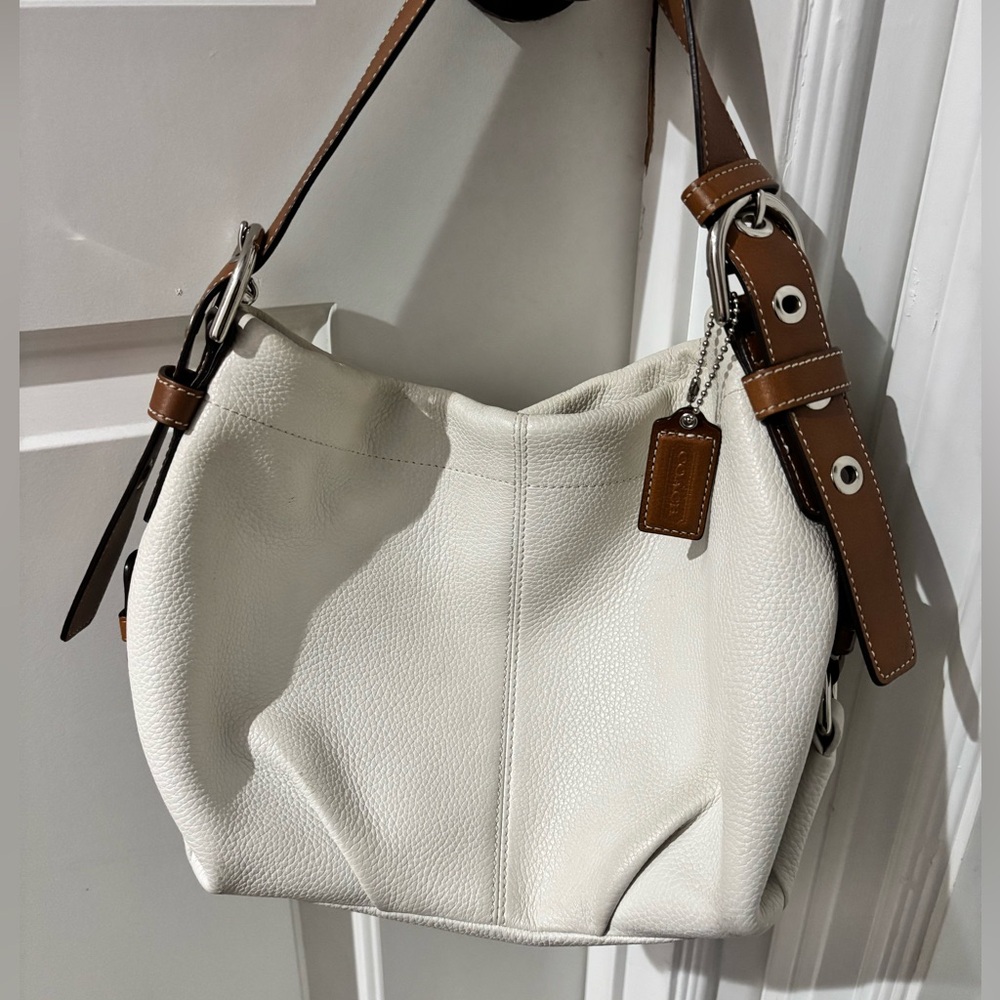 Coach East West Duffel Shoulder Bag White Pebbled Leather F15065